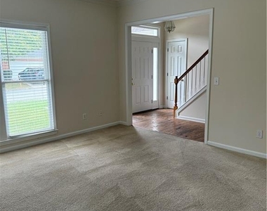 4250 Ivy Run Circle - Photo Thumbnail 1