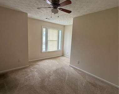 4250 Ivy Run Circle - Photo Thumbnail 10