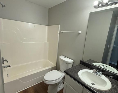 4844 Tangerine Circle - Photo Thumbnail 12