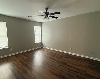 4844 Tangerine Circle - Photo Thumbnail 6