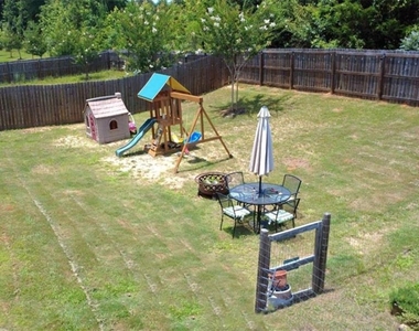 200 Oliver Drive - Photo Thumbnail 1