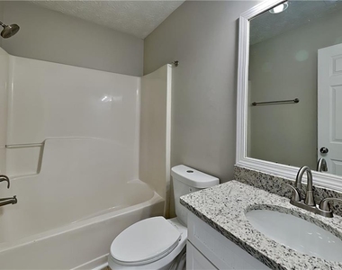 845 Clairidge Lane - Photo Thumbnail 17
