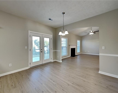 845 Clairidge Lane - Photo Thumbnail 8