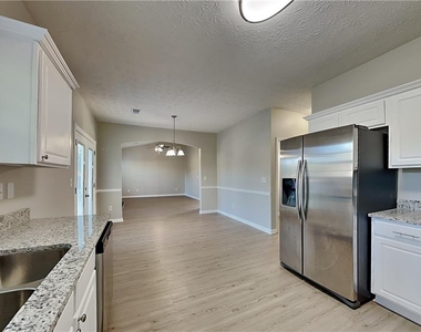 845 Clairidge Lane - Photo Thumbnail 6
