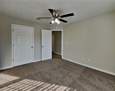 845 Clairidge Lane - Photo Thumbnail 14