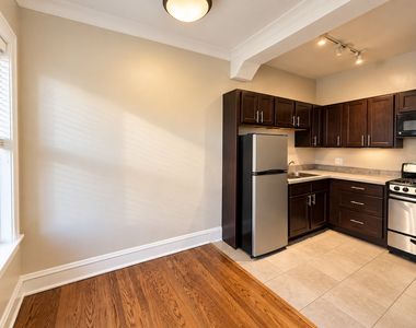 823 W Buena Avenue - Photo Thumbnail 6