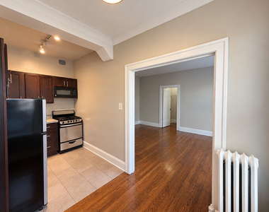 823 W Buena Avenue - Photo Thumbnail 4