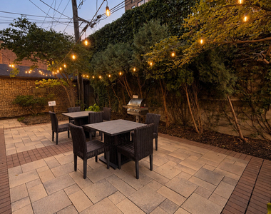 823 W Buena Avenue - Photo Thumbnail 13
