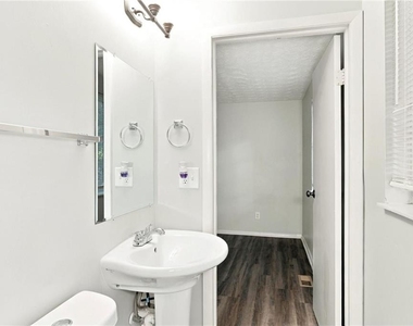5131 Rockborough Trail - Photo Thumbnail 10