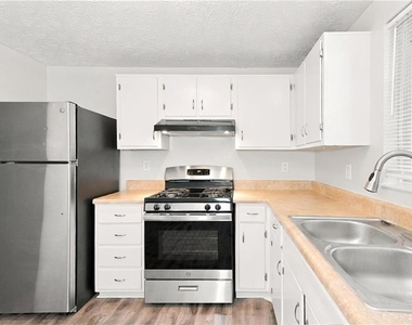 5131 Rockborough Trail - Photo Thumbnail 1