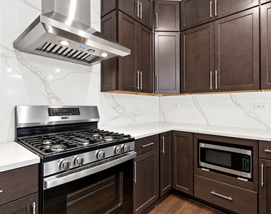 5847 N Magnolia Avenue - Photo Thumbnail 7