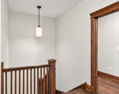 5847 N Magnolia Avenue - Photo Thumbnail 1