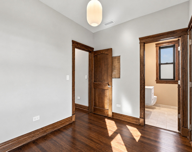 5847 N Magnolia Avenue - Photo Thumbnail 10
