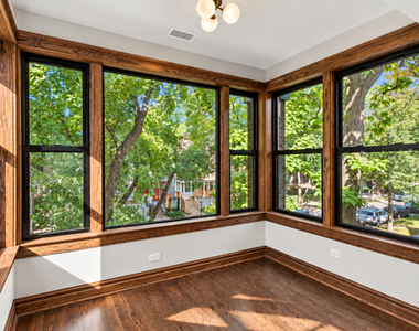 5847 N Magnolia Avenue - Photo Thumbnail 4