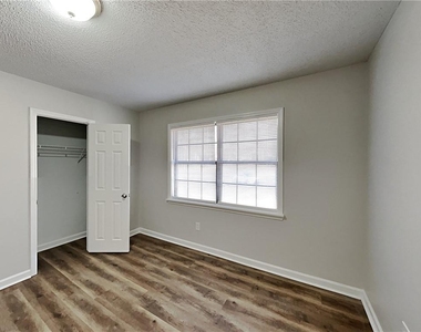 2979 Bayberry Court - Photo Thumbnail 8