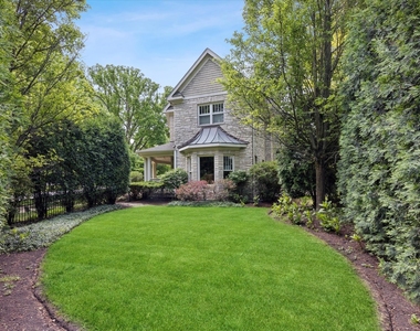 360 N Oak Street - Photo Thumbnail 26