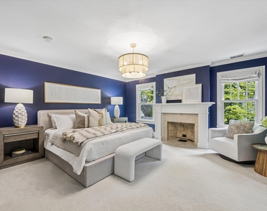 360 N Oak Street - Photo Thumbnail 11