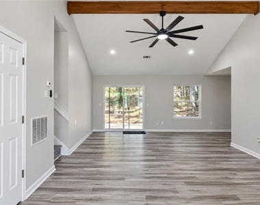 3821 River Road - Photo Thumbnail 2