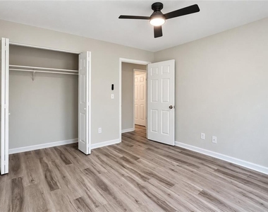 3821 River Road - Photo Thumbnail 18
