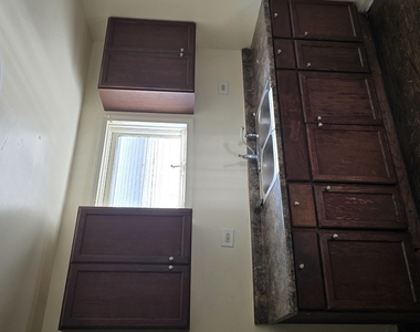1631 Buena Vista Avenue - Photo Thumbnail 3