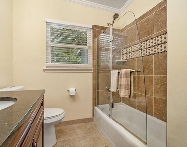 526 Rock Springs Road Ne - Photo Thumbnail 23