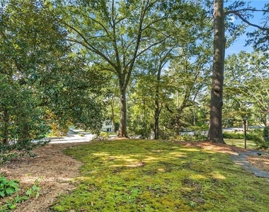 526 Rock Springs Road Ne - Photo Thumbnail 3