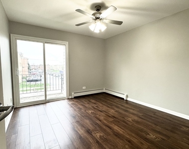 5644 W 105th Street - Photo Thumbnail 1