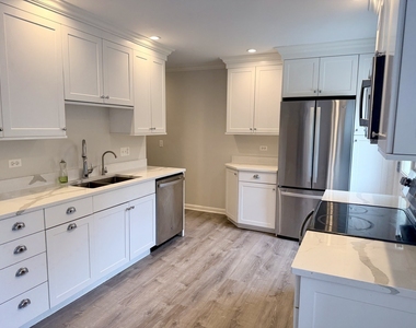 587 Ivy Court - Photo Thumbnail 8