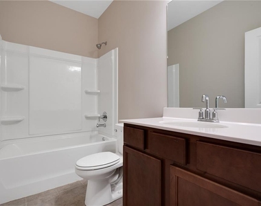 126 Reagan Street - Photo Thumbnail 30