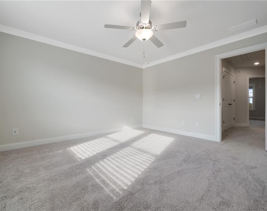 126 Reagan Street - Photo Thumbnail 21