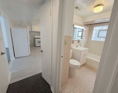 6518 N Richmond Street - Photo Thumbnail 6