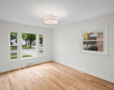 624 S Madison Avenue - Photo Thumbnail 10