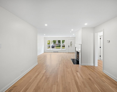 624 S Madison Avenue - Photo Thumbnail 3