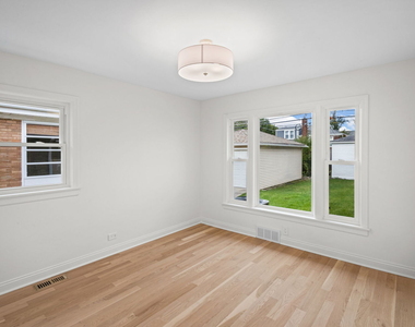624 S Madison Avenue - Photo Thumbnail 13