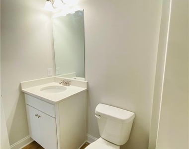 1101 North Village Drive - Photo Thumbnail 23