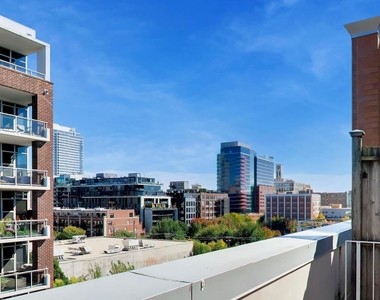 939 W Madison Street - Photo Thumbnail 32