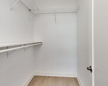 939 W Madison Street - Photo Thumbnail 28