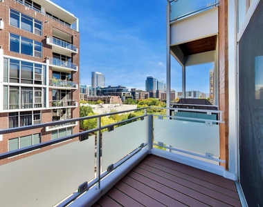939 W Madison Street - Photo Thumbnail 22