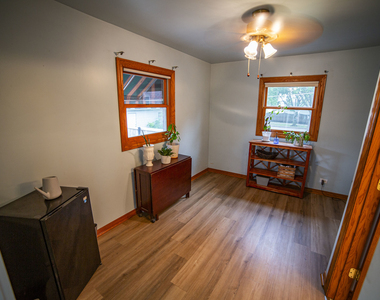 10804 S Ridgeway Avenue - Photo Thumbnail 10