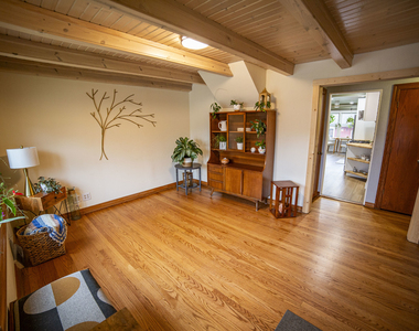 10804 S Ridgeway Avenue - Photo Thumbnail 4