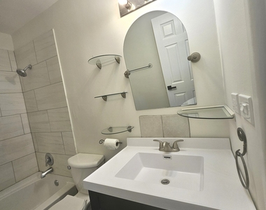 1375 Rebecca Drive - Photo Thumbnail 11