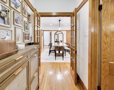 6217 W Grace Street - Photo Thumbnail 1