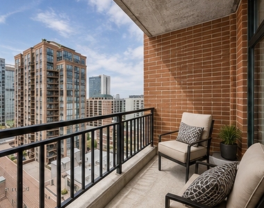 400 W Ontario Street - Photo Thumbnail 6