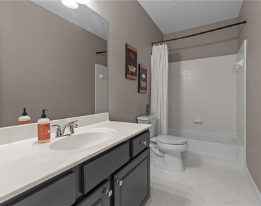 1231 Ellington Court - Photo Thumbnail 67