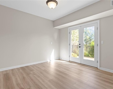 1231 Ellington Court - Photo Thumbnail 65