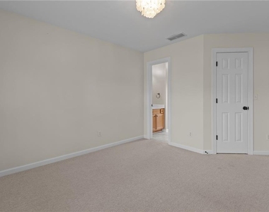 1231 Ellington Court - Photo Thumbnail 46