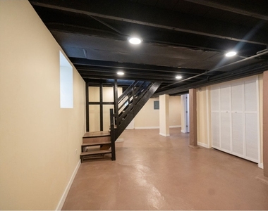 10046 S Perry Avenue - Photo Thumbnail 17