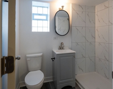 10046 S Perry Avenue - Photo Thumbnail 12