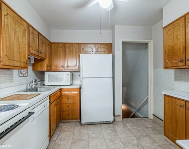 6240 N Cicero Avenue - Photo Thumbnail 4