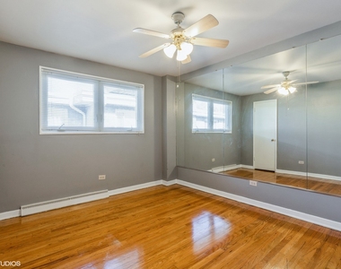 6240 N Cicero Avenue - Photo Thumbnail 9